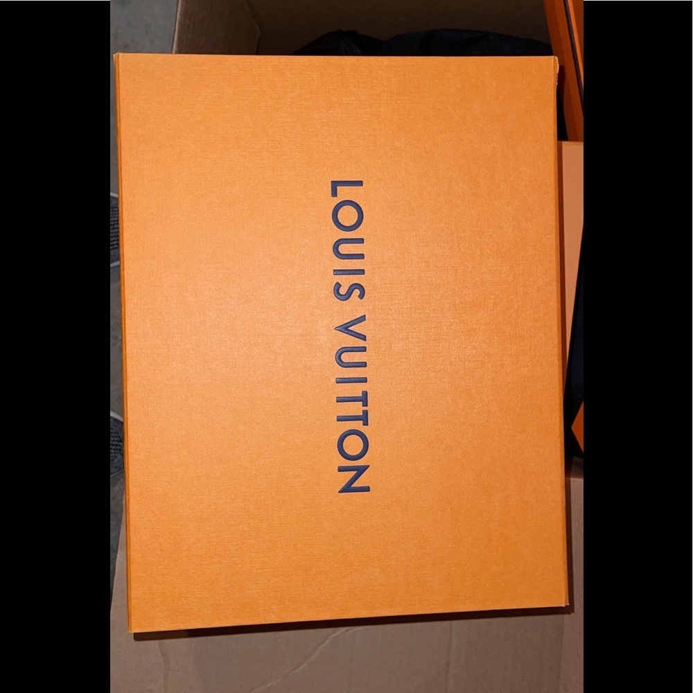 LOUIS VUITTON BOX